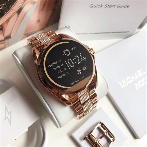 smartwatch michael kors feminino|michael kors wikipedia.